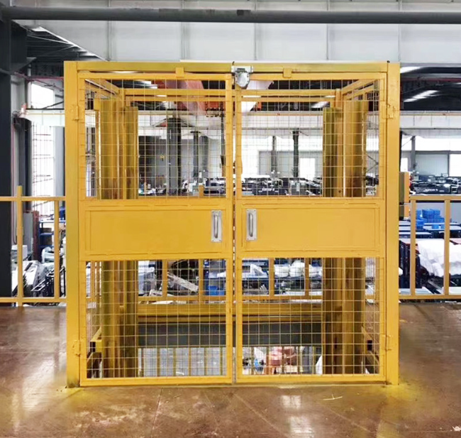 台江智能导轨式升降机亮相